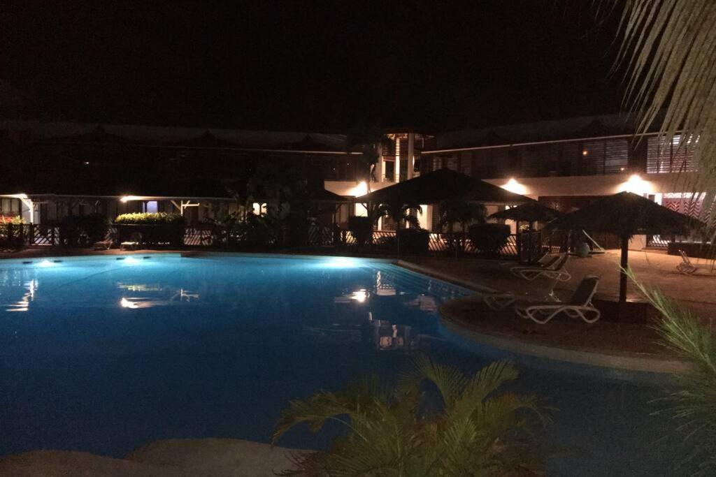 Superbe Studio Superieur Neuf Avec Balcon Saint-Francois (Grande-Terre) Exterior foto